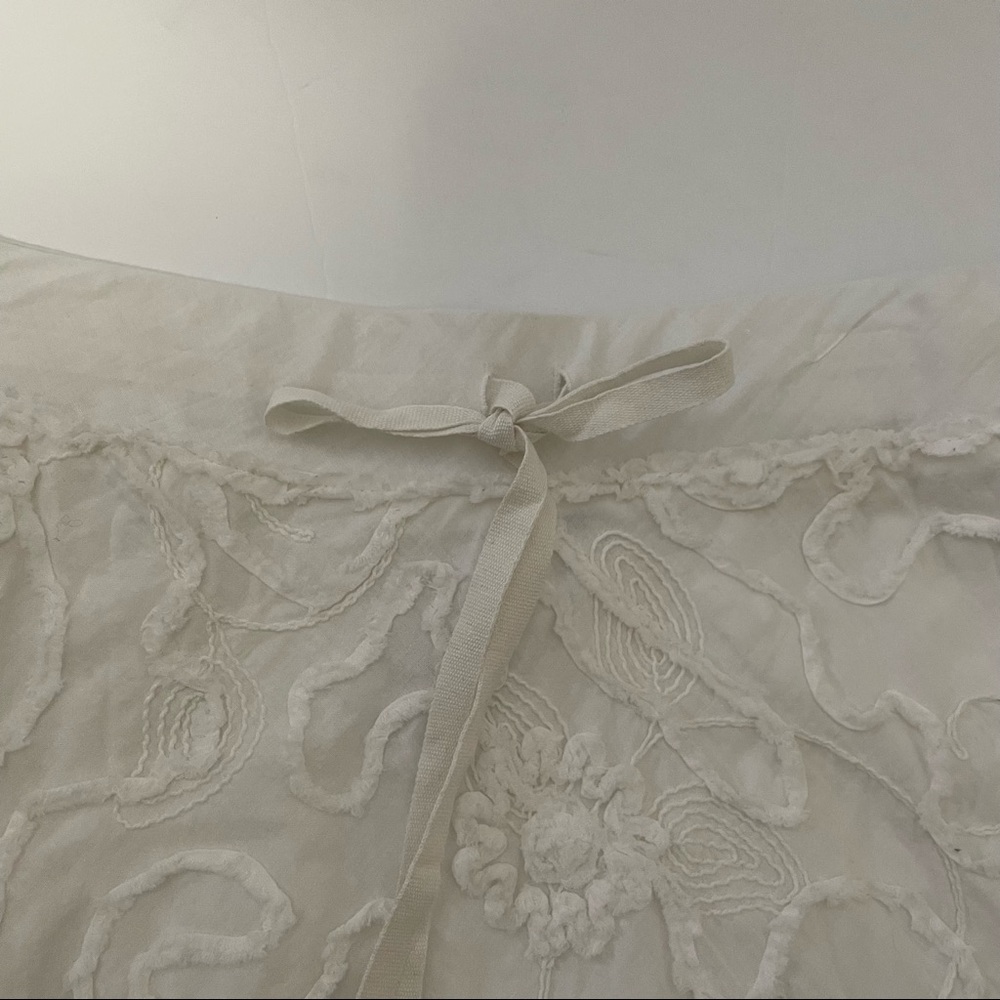 Max Studio White A line Skirt with embroidery Size XS - Picture 4 of 10